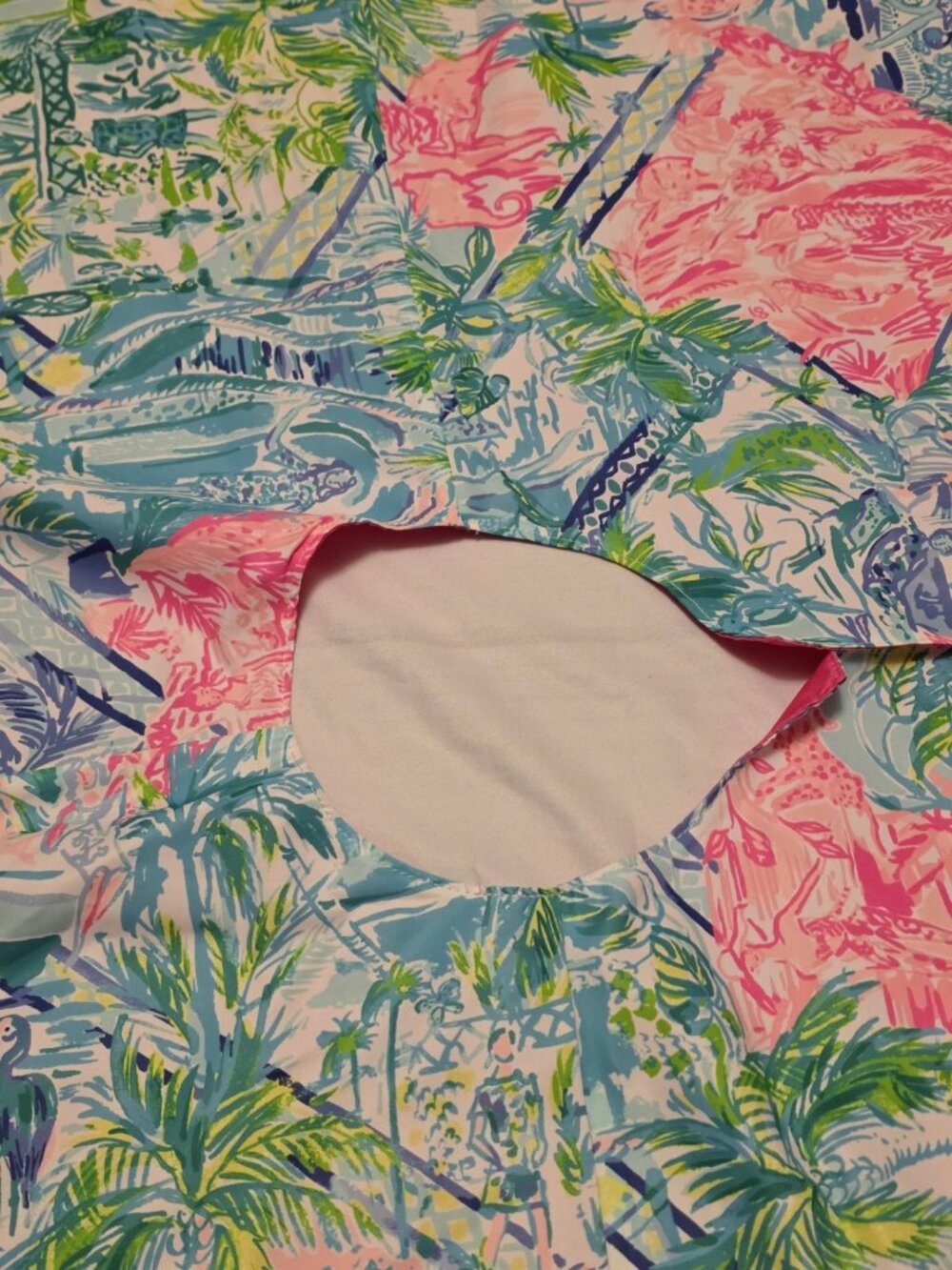 Lilly Pulitzer Christmas Tree Skirt Boho Tropical Pom Pom Trim NWOT 46" Diameter - Picture 5 of 16